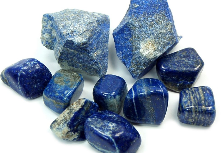 Đá lapis lazuli là gì? 6 điều bạn nên biết về loại đá lapis lazuli